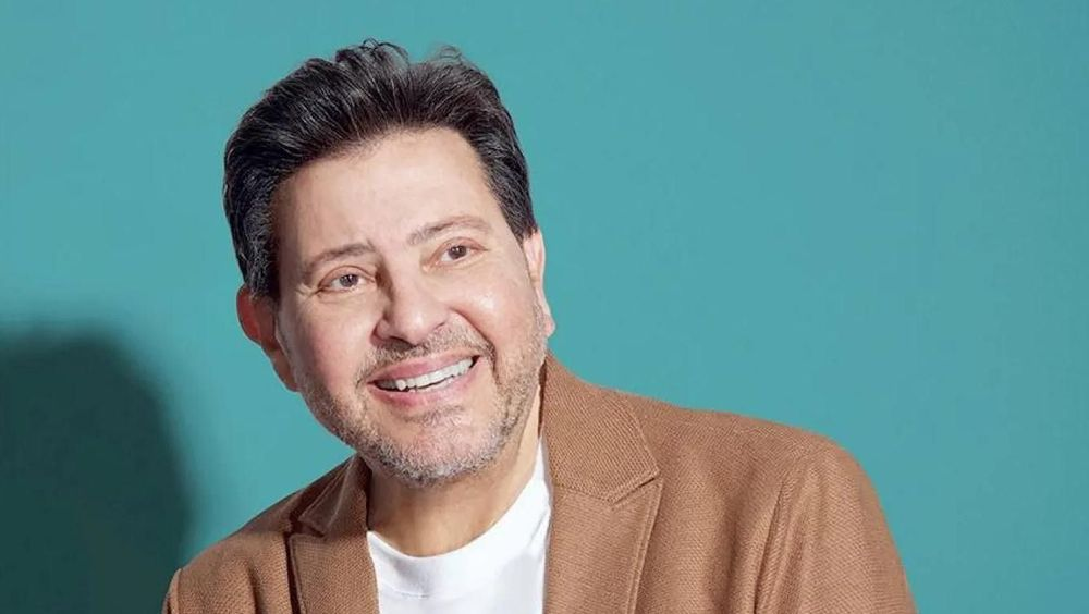 بعد شائعات وفاته.. ما هي آخر تطورات الحالة الصحية لـ هاني شاكر؟