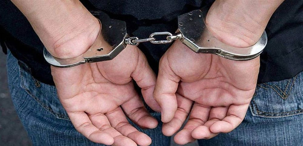 توقيف تيكتوكر شهير بتهمة الابتزاز… ما القصة؟