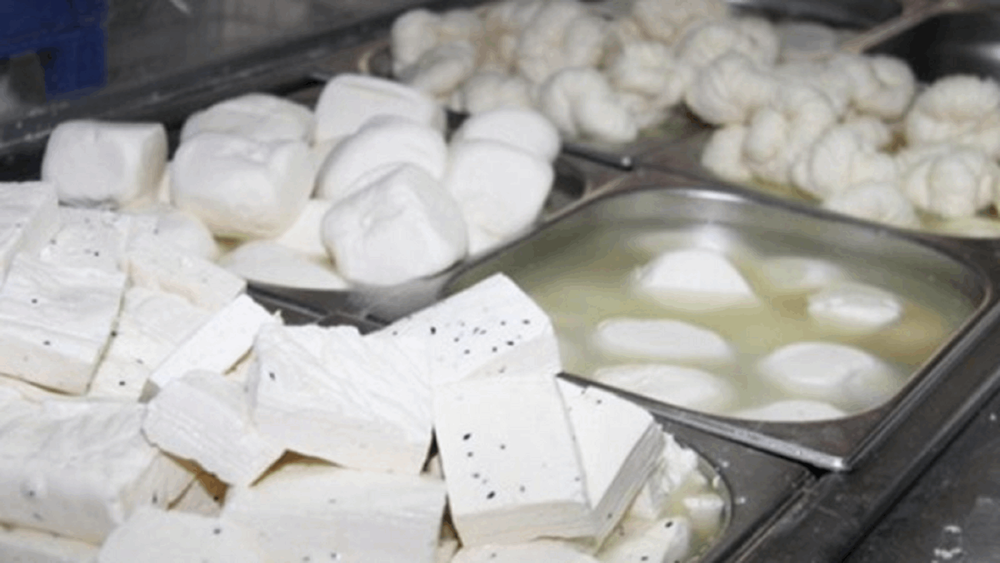 "هذه الجبنة تسبّب الإجهاض".. بالأسماء: إليكم المعامل والمطاعم غير المطابقة