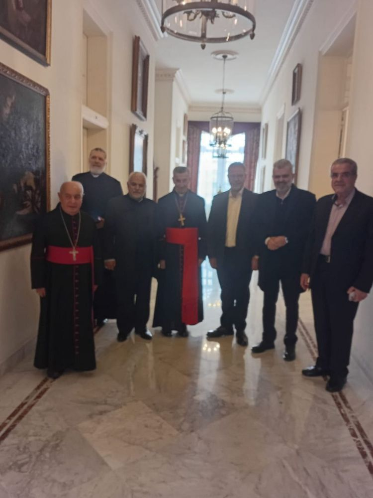 إليكم تفاصيل اللقاء بين وفد الحزب والراعي في بكركي