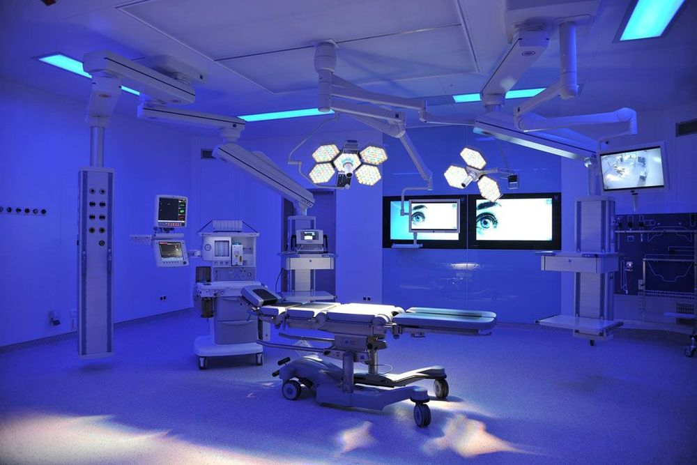 "تجربة مرعبة".. مريضة تروي ما حدث داخل غرفة العمليّات!