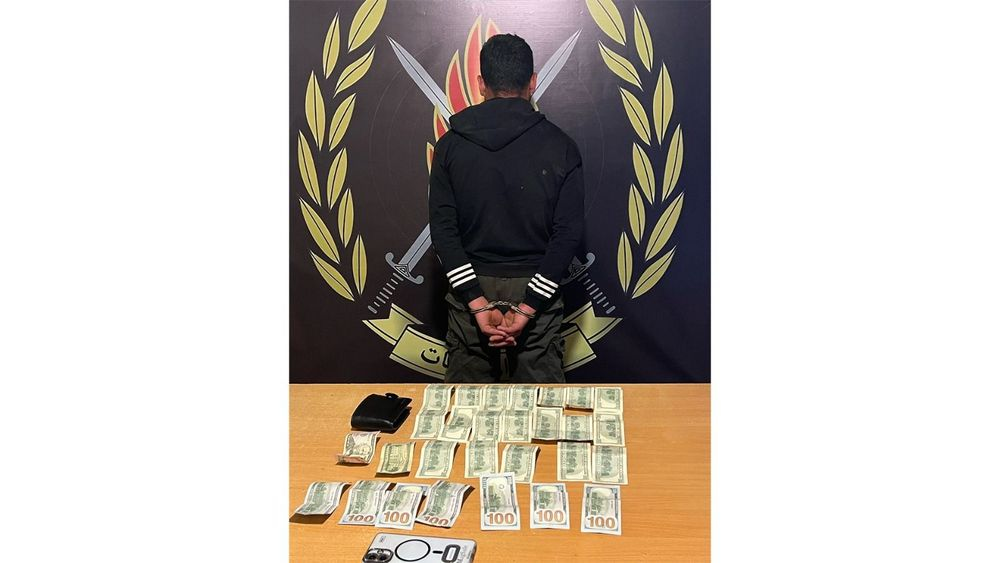نفّذ عملية سرقة من داخل أحد المنازل وشعبة المعلومات توقِفه