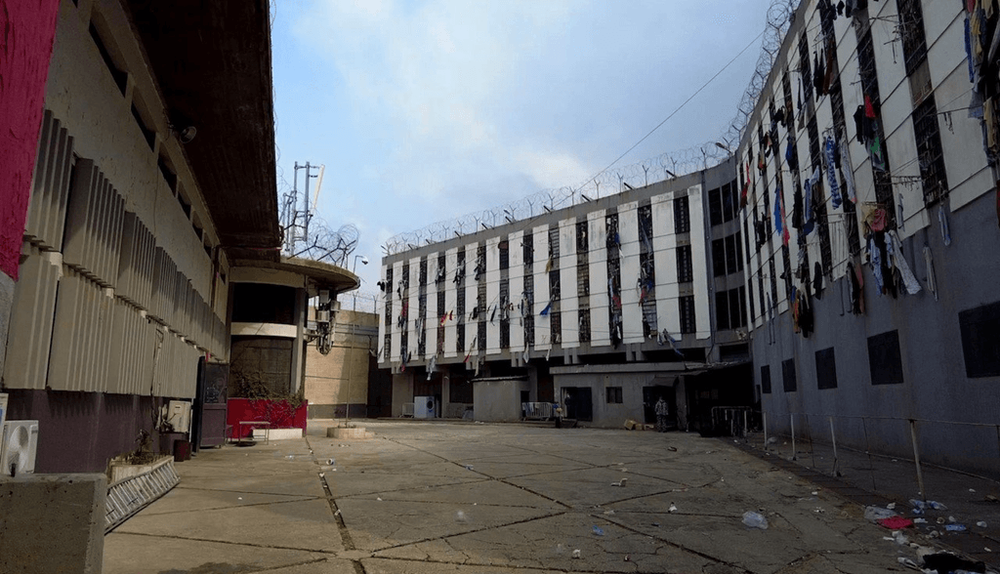 فوضى في رومية واعتصام للأهالي بالتزامن مع جلسة مجلس النواب