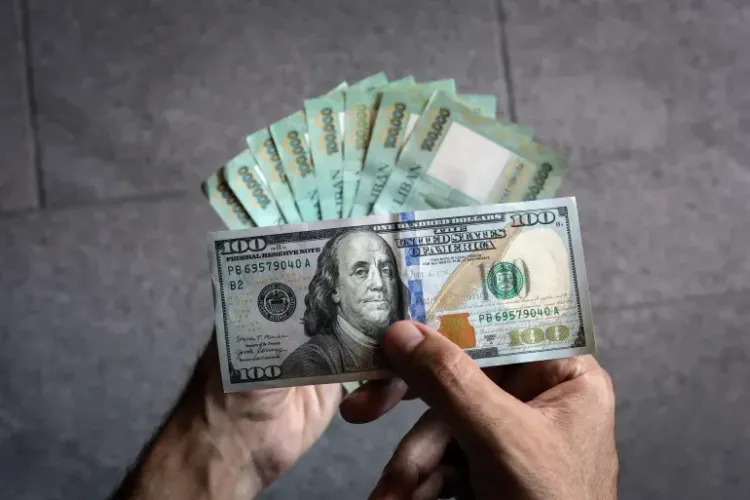 سعر صرف الدّولار مساء اليوم 13 تمّوز