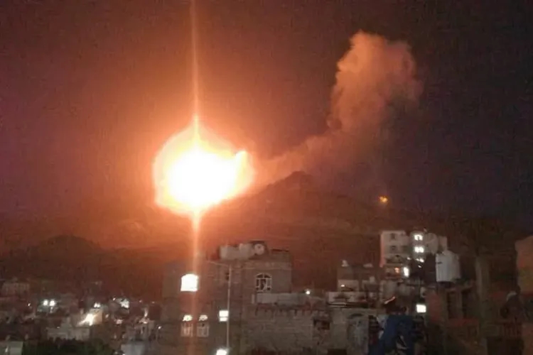 إسرائيل تستهدف محطة حزيز للطاقة في اليمن
