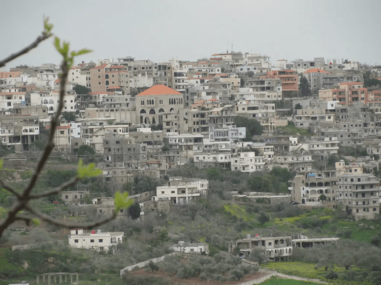 تصعيد جديد في الجنوب... غارة تستهدف أطراف الخيام