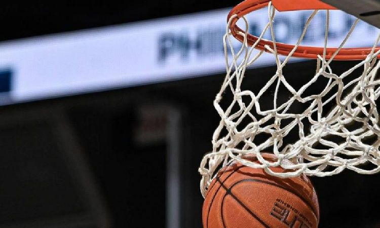 إنذارات وفرصة أخيرة ... ماذا يحصل في هذا النّادي؟ 