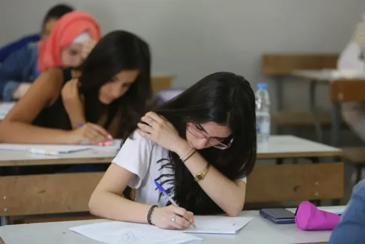 عن إلغاء الامتحانات الرسميّة... ماذا قرّرت وزيرة التربية؟