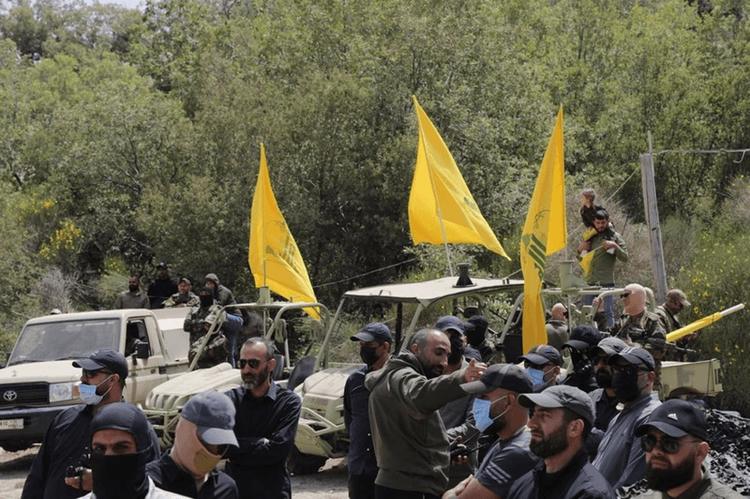 التعليق الأوّل للحزب على طرد السفير الإيراني!