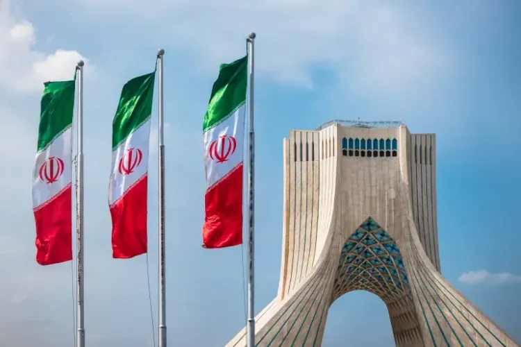 مسؤول إيرانيّ كبير: دولة صديقة حذرتنا من هجوم إسرائيليّ محتمل