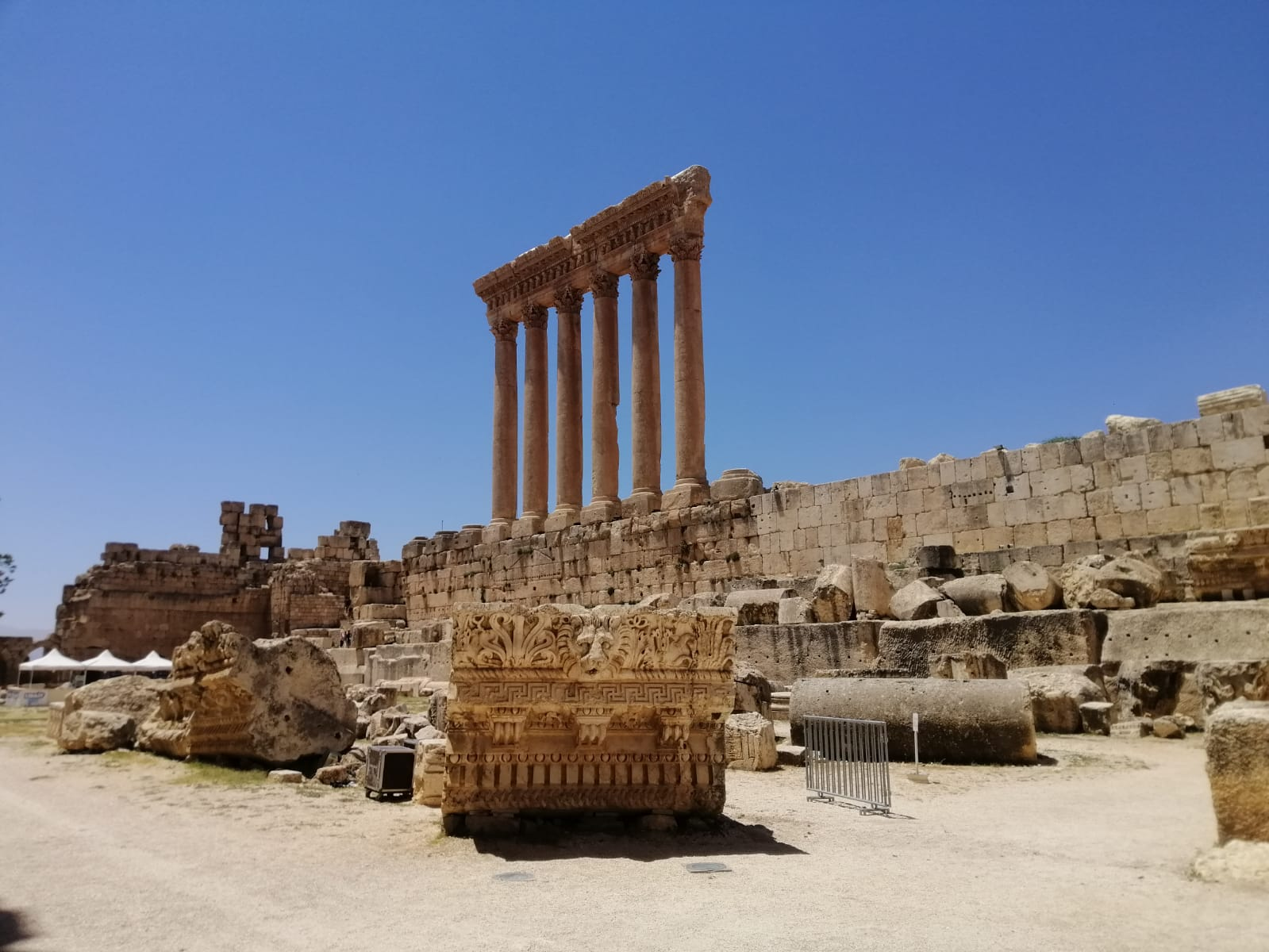 قلعة بعلبك.jpg