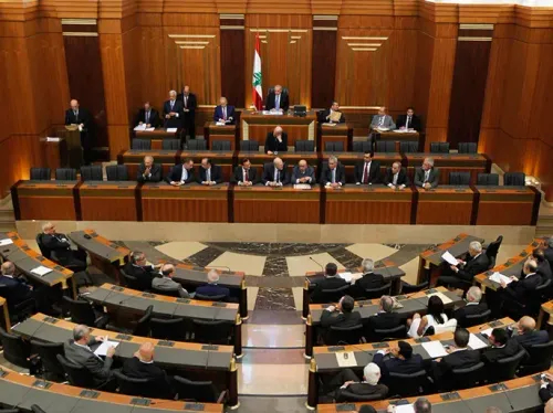 استئناف جلسة مساءلة الحكومة في المجلس النيابيّ... إشكالات وتصريحات 