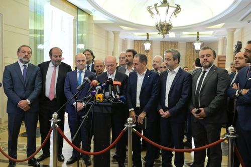 عريضة من نواب المعارضة بشأن اقتراع  المغتربين