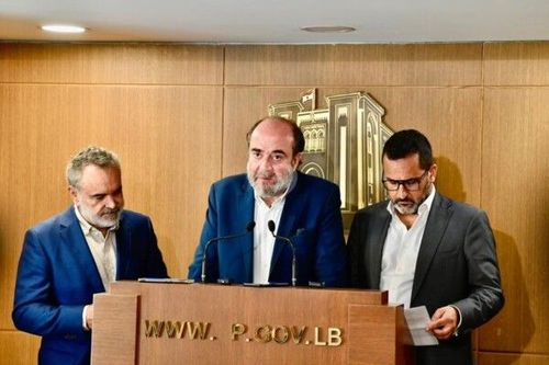 مطالبة نيابيّة بتوسيع حق التصويت للمغتربين.. 128 بدل 6
