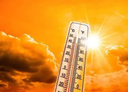 طقس حارّ ورطب يسيطر على لبنان