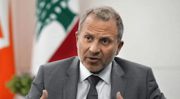 باسيل يردّ على باراك بـ"ثلاث كلمات"