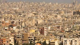 ملثمان أطلقا النار على المحال والسيارات في الضاحية