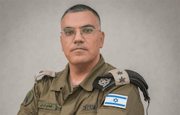 الجيش الإسرائيلي يوجّه تحذيرًا صادمًا للبنانيين: "ابتعدوا 500 متر"