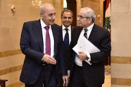 برّي يدعم اليونيفيل.. ولرسالة غامضة لنواف سلام!