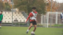 لاعب لبناني ينضم إلى نادي إسباني.. إليكم التفاصيل