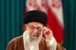 خامنئي يرفض المقترح الأميركي بشأن النووي: يتعارض مع سيادتنا