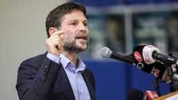 سموتريتش: لن نسلّم النقاط الخمس وسنبني مساكن في جنوب لبنان