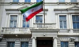 السفارة الإيرانية في بيروت تردّ على ترامب: حماقة ما بعدها حماقة