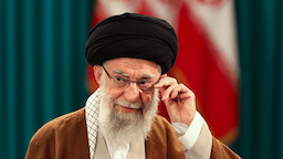 عند الفجر الأوّل للحرب... خامنئي غادر إلى هذا الملجأ!