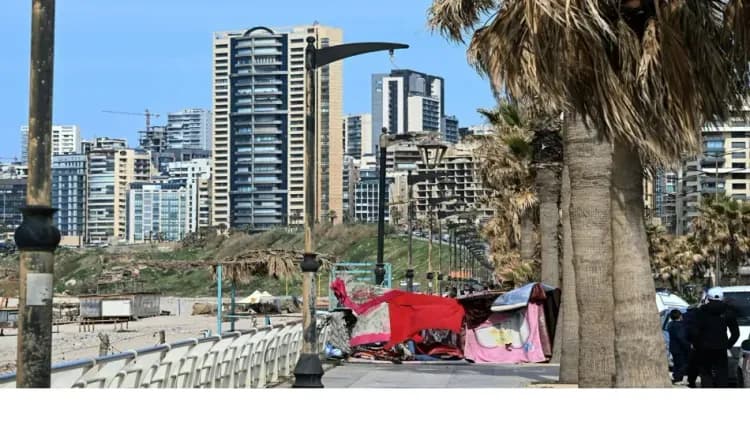 هل يُلزَم النازحون بدفع إيجار منازلهم المخلوّة في مناطقهم؟