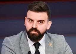 بالفيديو.. منزل هادي مراد يتعرّض للقصف!