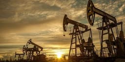النفط يرتفع بنسبة 3.6%... كم بلغ سعره؟