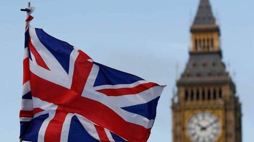 هل تشارك بريطانيا في حصار مضيق هرمز؟