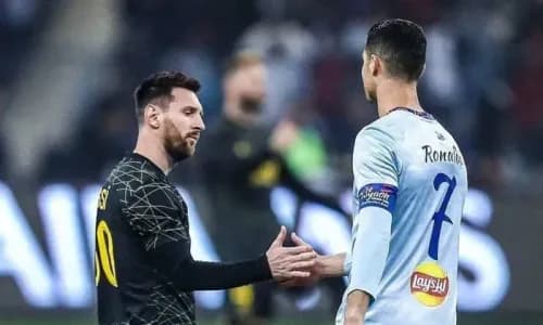 كريستيانو يعلّق على صورة ميسي.. ماذا قال؟