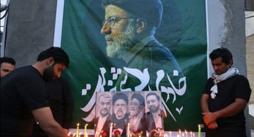 طهران تشيّع الرّئيس إبراهيم رئيسي ورفاقه نهار الأربعاء