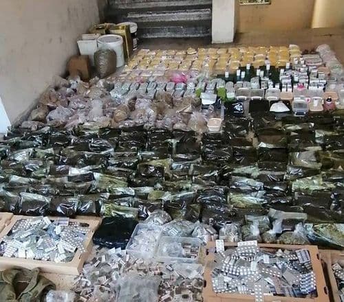 الجيش يوقف 37 مطلوبًا بتهمة ترويج المخدرات 