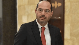 حسن مراد يُعلّق على رفع العقوبات عن سوريا 