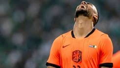 خبر إنساني حزين يصدم نجم هولندا قبل مواجهة المغرب في كأس العالم 
