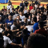 شاهد... مباراة كرة سلة تنتهي بإشكال وطعن!