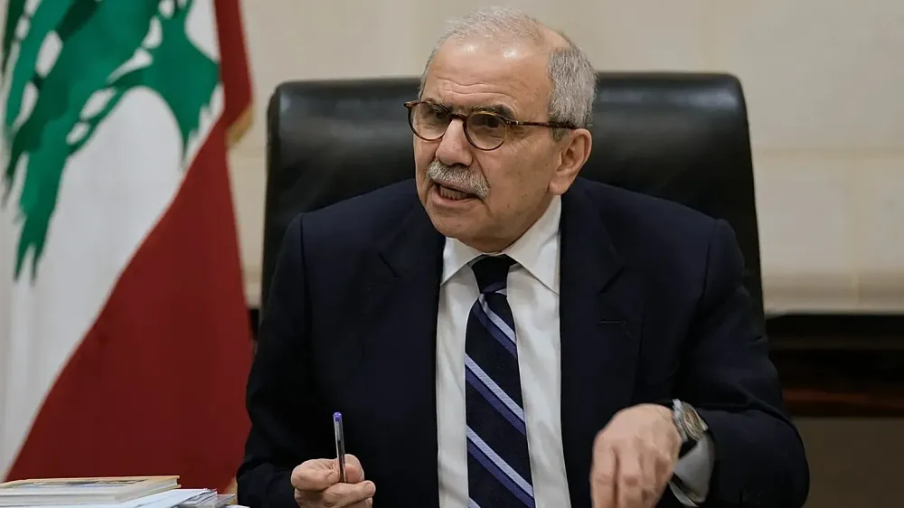 هل أمر سلام بترحيل "عميلَي الموساد"؟ إليكم الحقيقة!