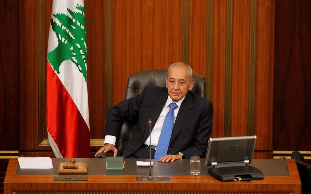 نائب يهاجم بري و"الدولة العميقة"..بسبب التمديد للسفير الإيراني!