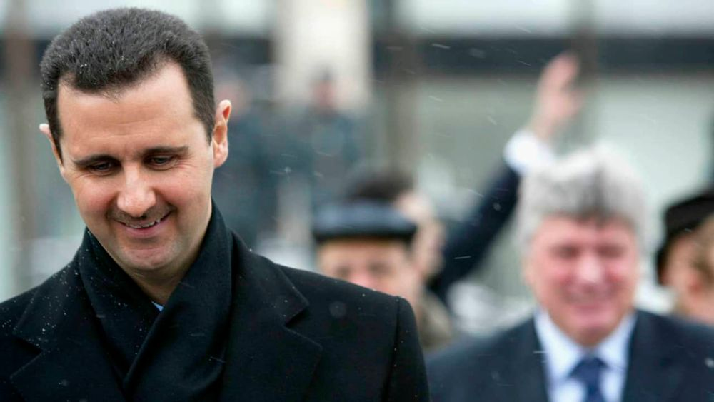 أين اختفى رجالات النظام بعد سقوطه؟