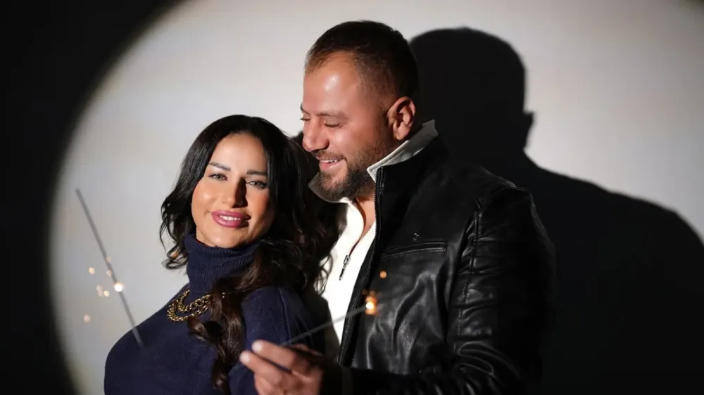 "ما فكّرتي بولادك؟"...رجل دين مسيحي في هجوم شرس على شروق!