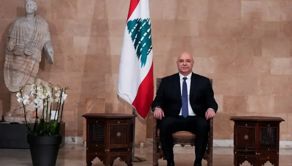"الكرة بيد رئيس الجمهوريّة"...فهل يُسقِط عون قانون العفو العام؟
