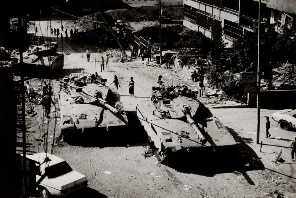 بالدليل: إسرائيل تحضر لحرب أهليّة في لبنان.. هل سيعاد سيناريو ١٣ نيسان؟