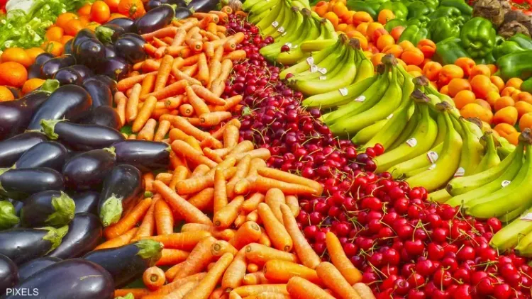 ماذا يحدث لجسمك عند التوقف عن تناول الخضراوات والفواكه؟