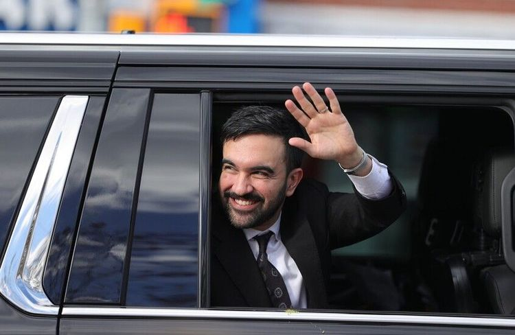 خصم ترامب ونتنياهو يقترب من رئاسة نيويورك… من هو زهران ممداني؟