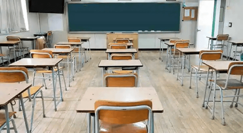 إضراب متعاقدي التعليم الأساسي مُستمرّ