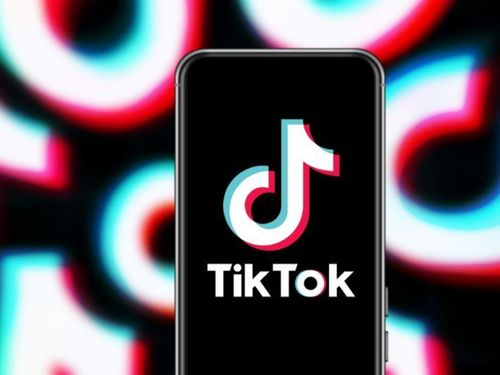 فضيحة التيكتوكرز لم تنتهِ... ودورٌ مشبوه لهذا الحساب!